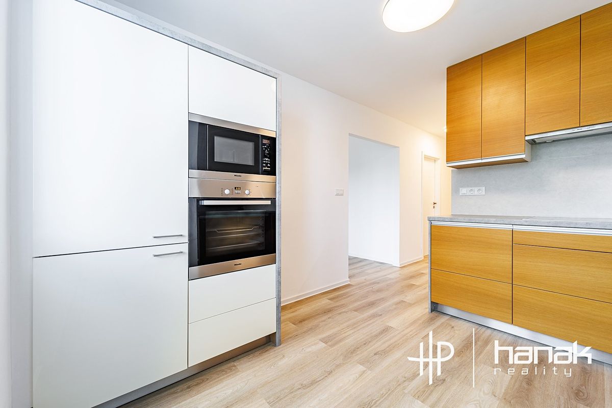 Pronájem bytu 2+1 62 m²