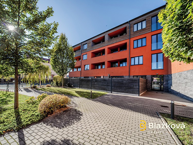 Wohnung 1+kk zum Kauf, 32 m² (11 von 13)