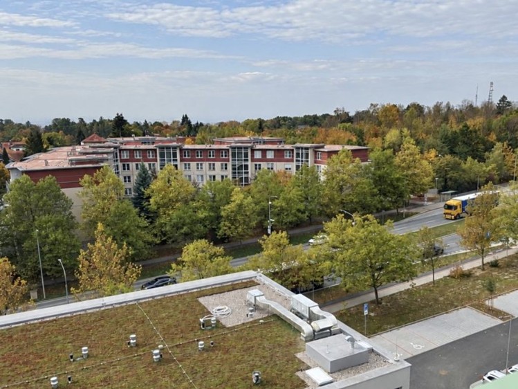 Pronájem bytu 3+kk, 62 m² (10 z 18)