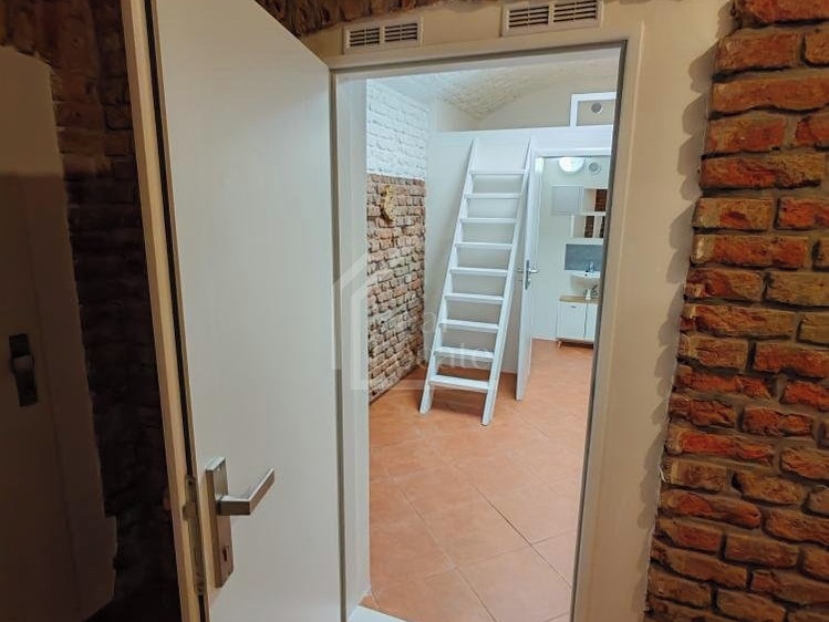 Pronájem komerčního prostoru, 17 m² (7 z 7)