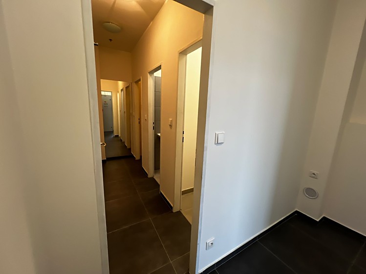 Комерційне приміщення в оренду, 100 м² (11 з 13)