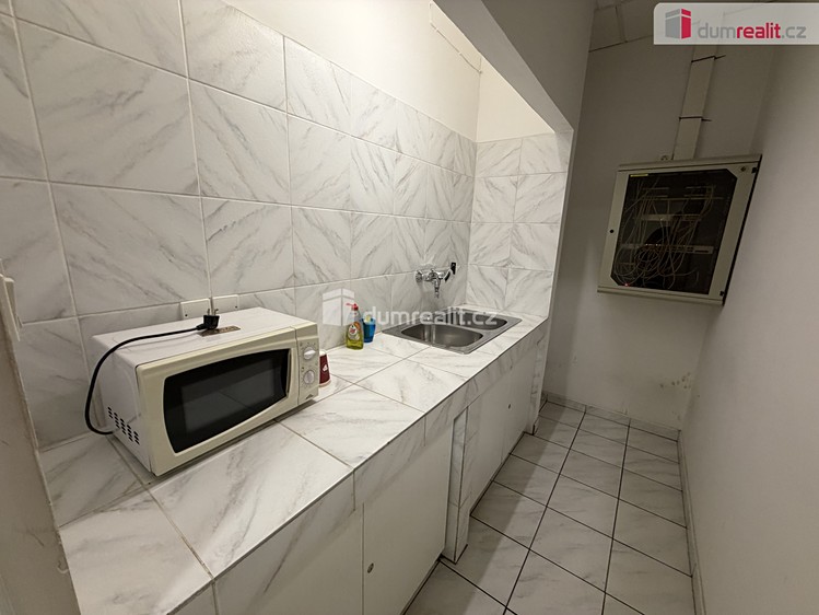 Pronájem komerčního prostoru, 30 m² (6 z 8)