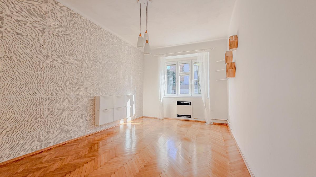Pronájem bytu 2+kk 50 m² – fotografie 4