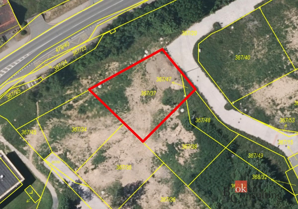 Prodej stavebního pozemku 661 m², Plasy – fotka 1 z 3