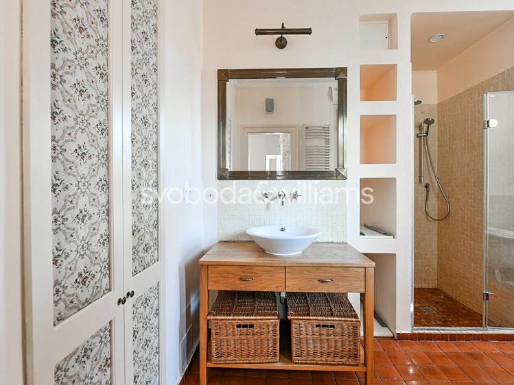 Pronájem bytu 3+kk, 125 m² (13 z 27)