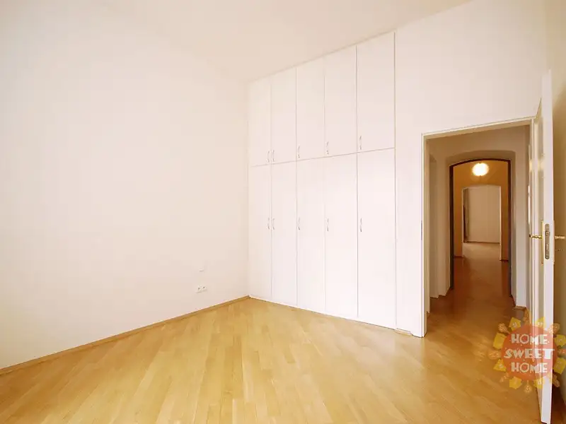 Pronájem bytu 4+1 100 m², Praha – náhled fotky 2