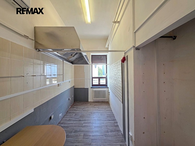 Pronájem komerčního prostoru, 9 m² (4 z 13)