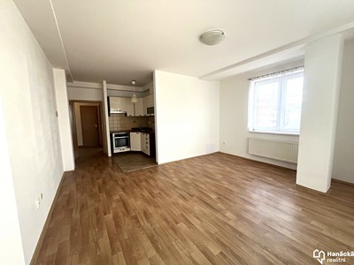 Pronájem bytu 2+kk, 49 m² (2 z 17)