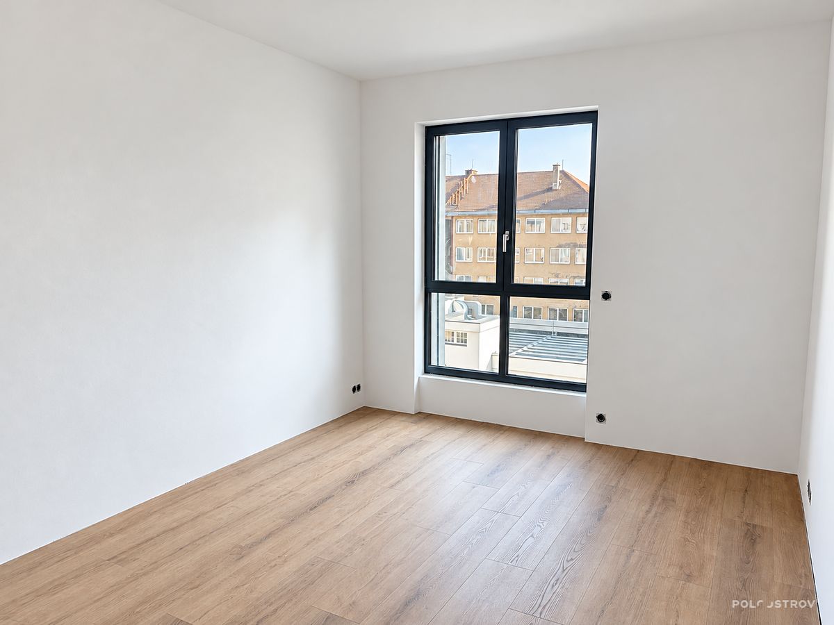 Pronájem bytu 2+1 41 m², Praha – fotka 1 z 3