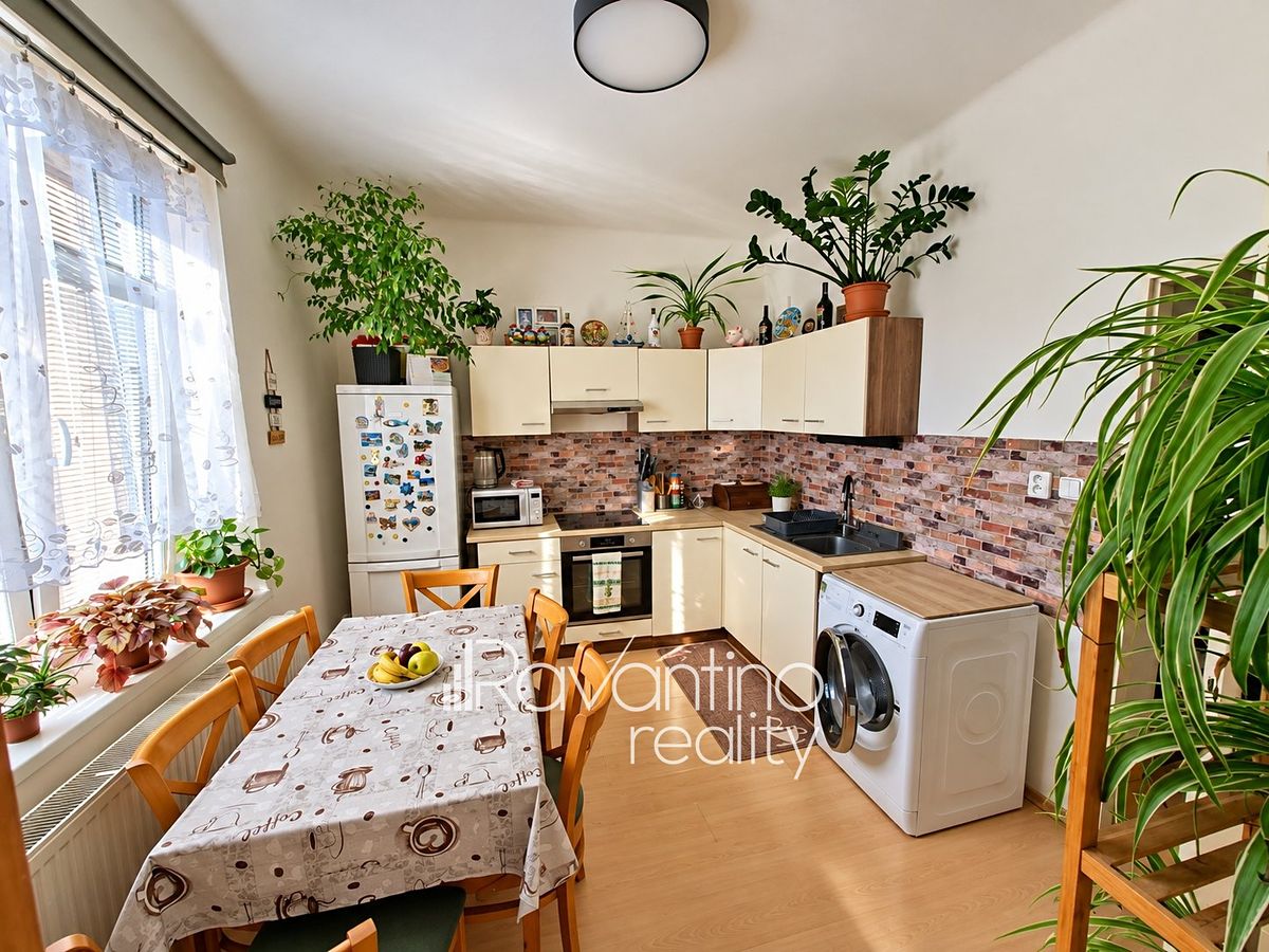 Prodej bytu 1+1 38 m² – fotografie 2