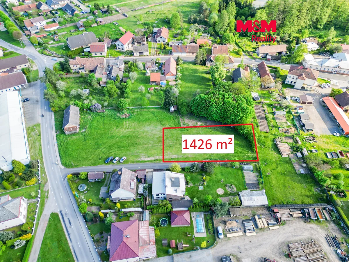 Prodej stavebního pozemku 1426 m²