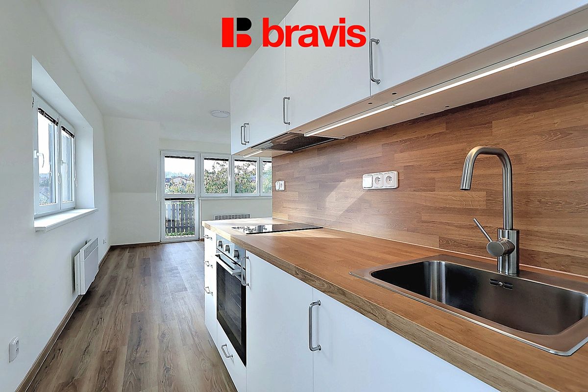 Pronájem bytu 1+kk 37 m²