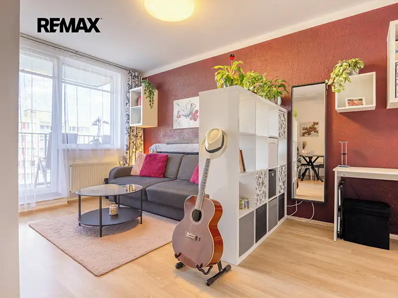 Prodej bytu 2+kk 42 m², Praha – náhled fotky 1