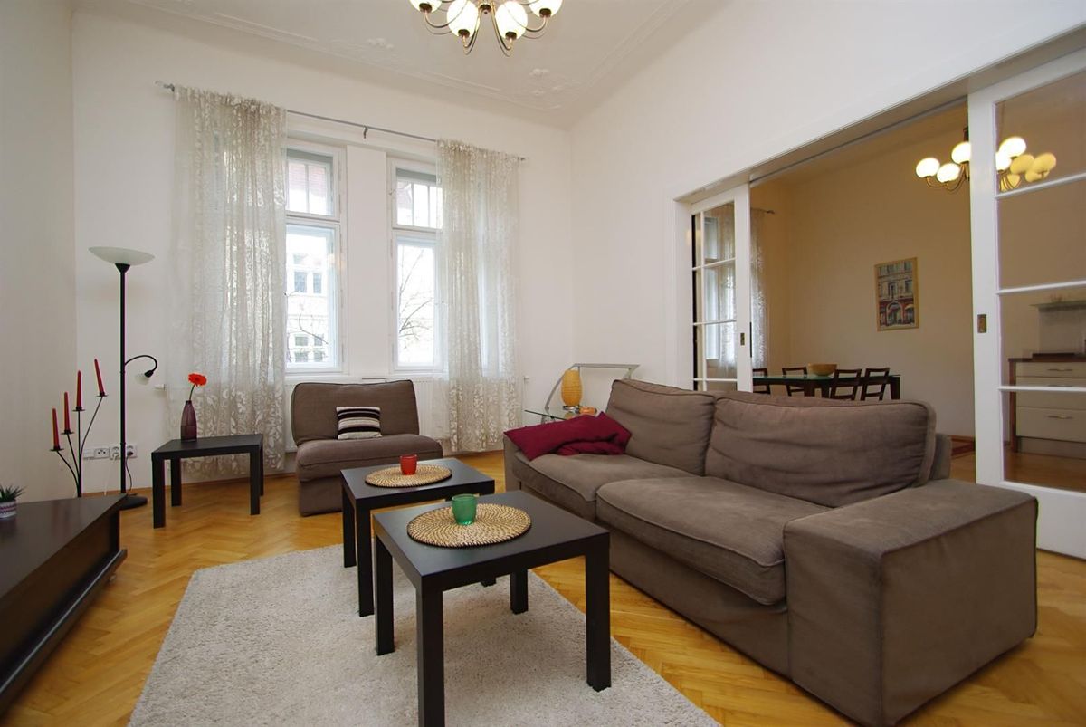 Pronájem bytu 3+1 108 m² – fotografie 2