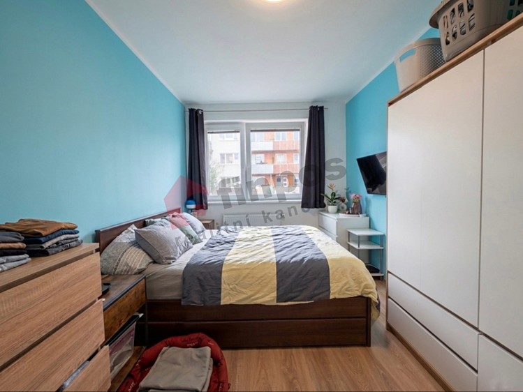 Pronájem bytu 2+kk, 52 m² (8 z 12)