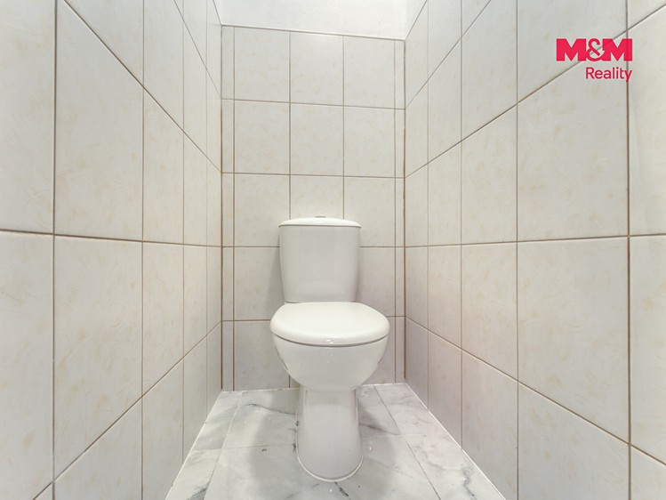 Комерційне приміщення на продаж, 561 м² (18 з 30)