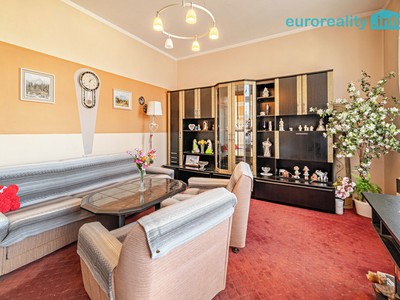 Prodej bytu 2+1, 55 m² (2 z 25)