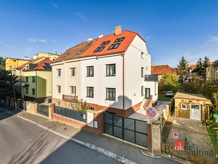 Prodej domu, 291 m² (41 z 45)