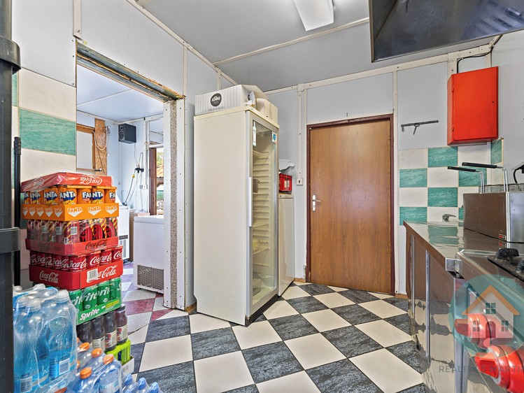 Prodej komerčního prostoru, 44 m² (9 z 15)
