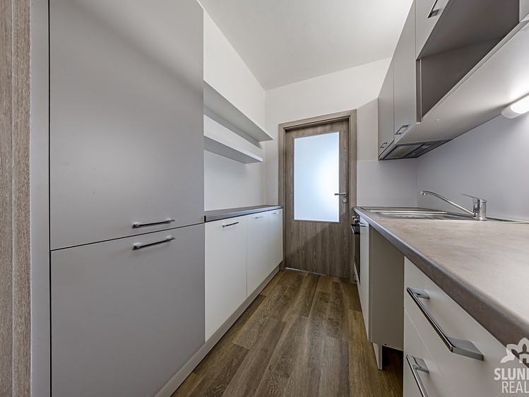 Квартира 1+kk в оренду, 27 м² (5 з 10)