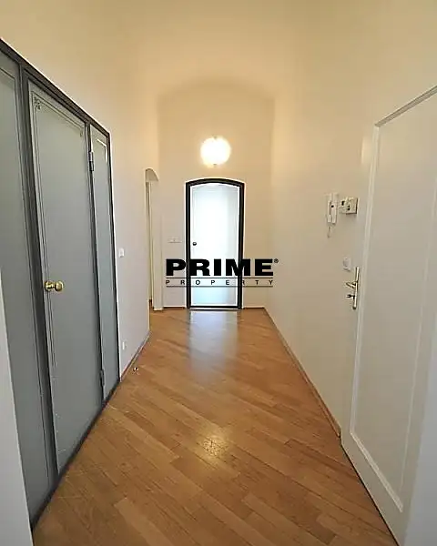 Pronájem bytu 4+1 100 m², Praha – náhled fotky 2