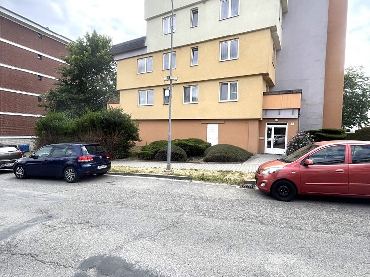 Pronájem bytu 2+kk, 49 m² (17 z 17)