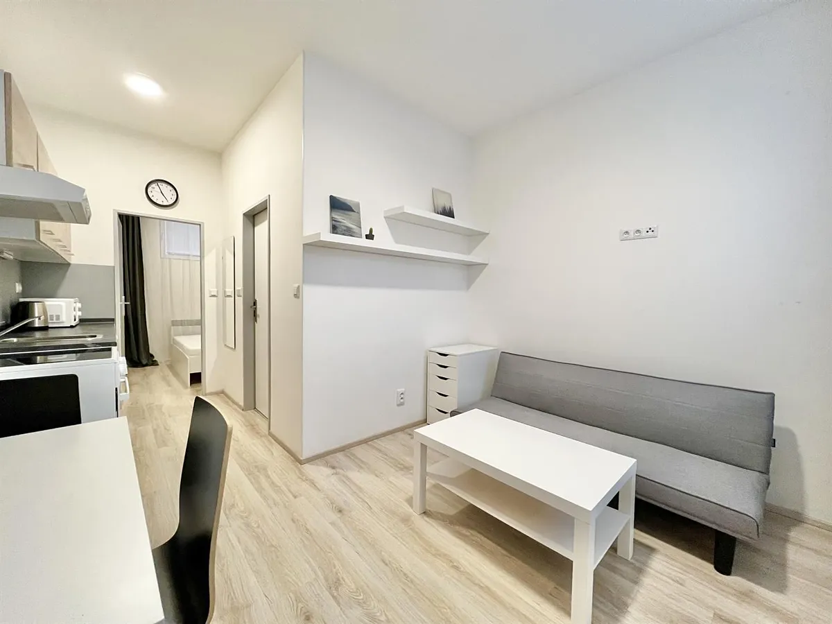 Pronájem bytu 2+kk 27 m²