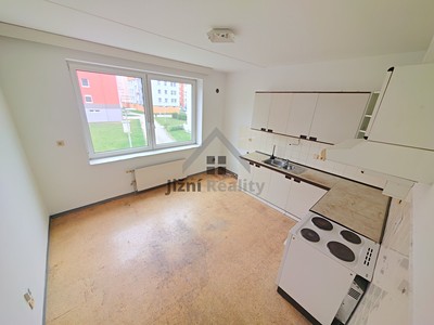 Prodej bytu 2+1, 70 m² (2 z 10)