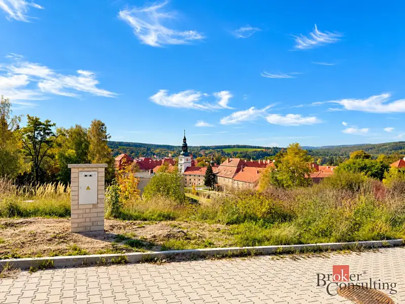 Prodej stavebního pozemku 661 m², Plasy – náhled fotky 3