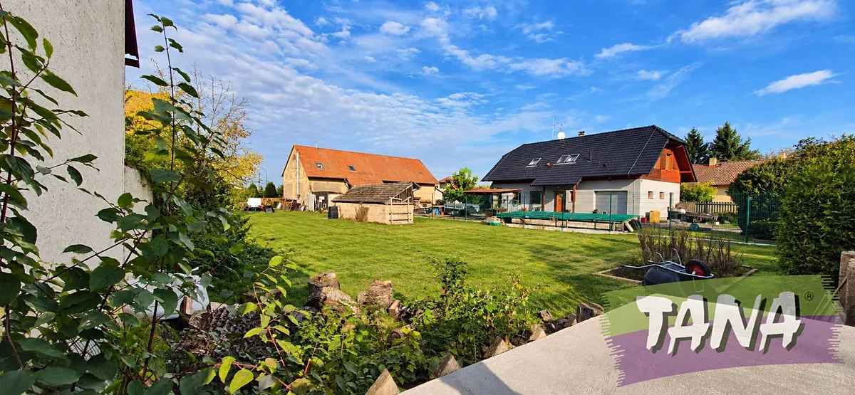Prodej stavebního pozemku 829 m²