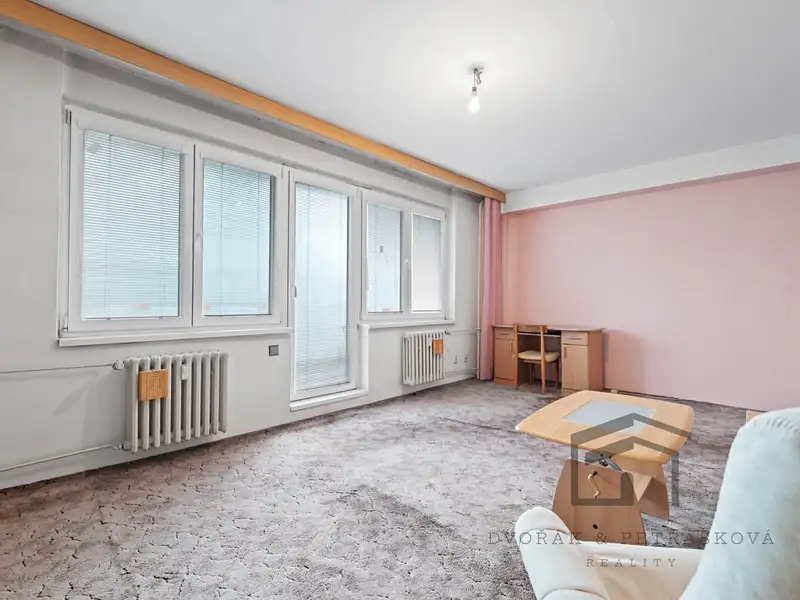 Prodej bytu 2+1 55 m², Praha – náhled fotky 3