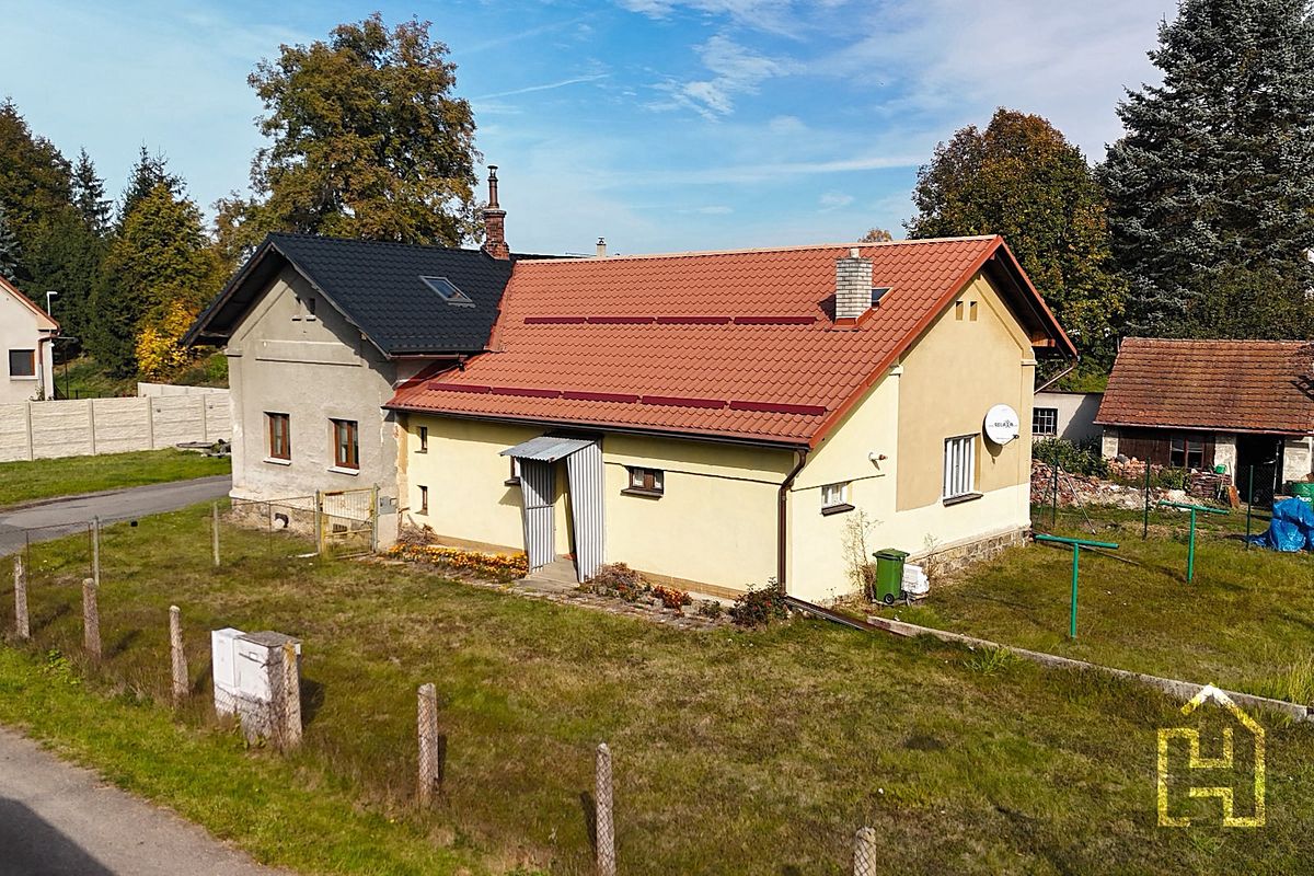 Prodej rodinného domu 70 m², pozemek 674 m², Pohled – fotka 1 z 3