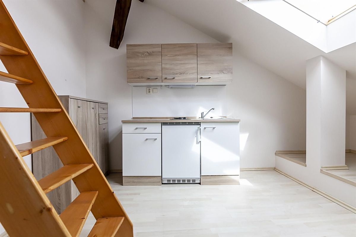 Pronájem bytu 1+kk 27 m²
