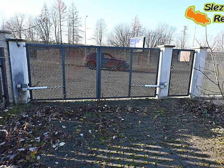 Prodej komerčního prostoru, 380 m² (8 z 33)