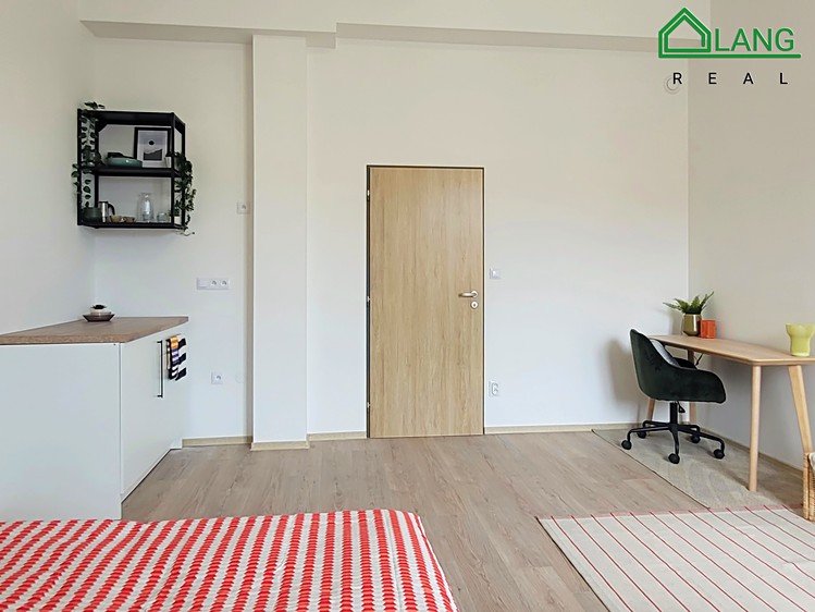 Prodej bytu 1+kk, 27 m² (5 z 13)
