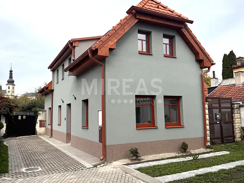 Pronájem rodinného domu 134 m², pozemek 97 m², Lysá nad Labem – náhled fotky 1