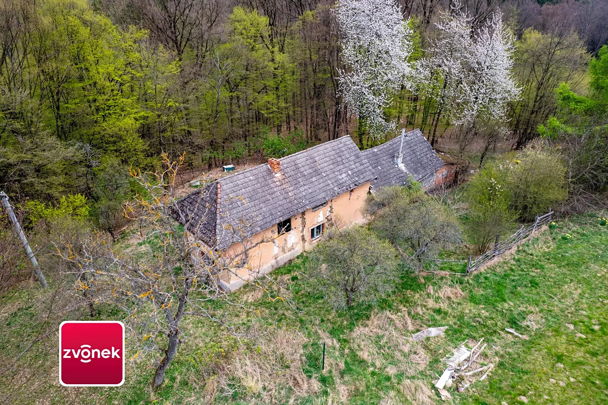 Prodej rodinného domu 210 m², pozemek 3984 m²