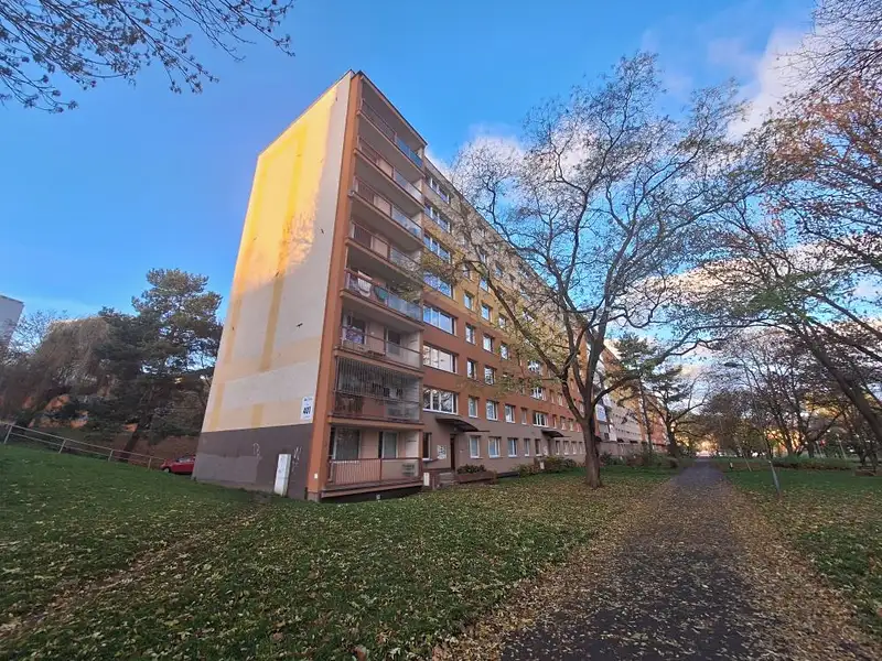 Prodej bytu 1+1 27 m², Most – náhled fotky 1