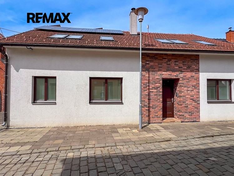 Prodej domu, 129 m² (2 z 38)