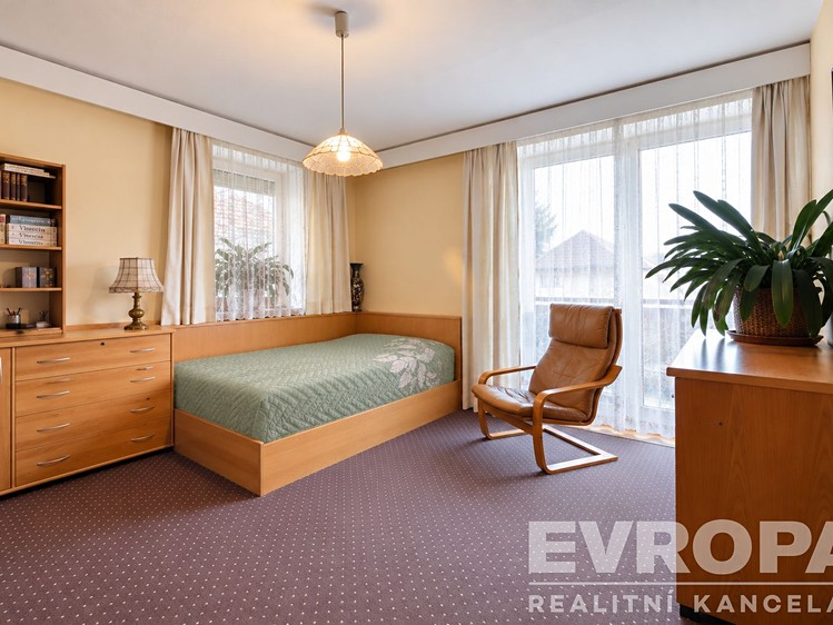 Будинок на продаж, 342 м² (6 з 16)