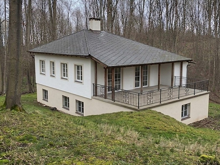 Нерухомість на продаж, 220 м² (4 з 9)