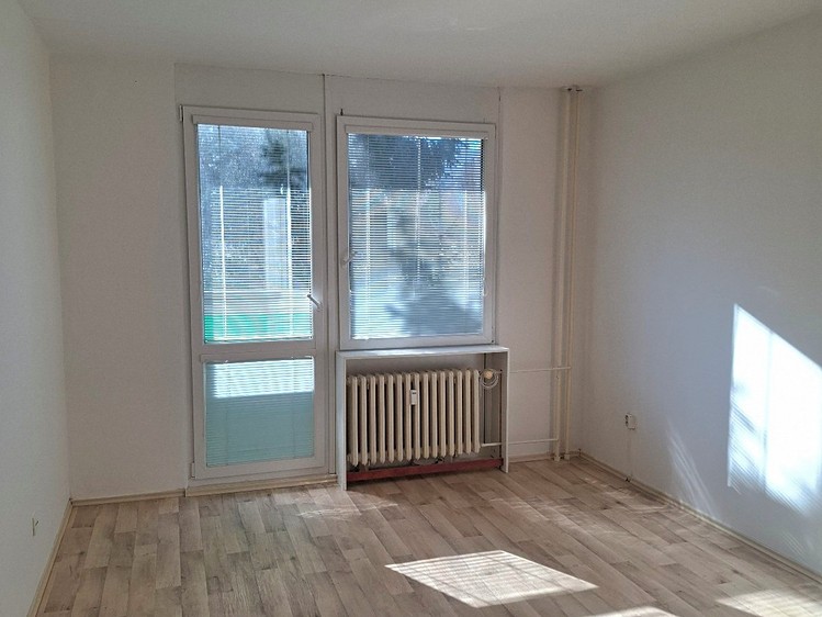 Квартира 1+kk в оренду, 35 м² (4 з 11)