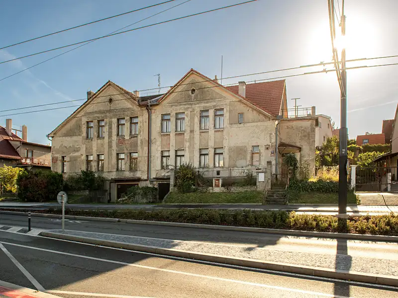 Prodej vily 300 m², pozemek 460 m², Praha – náhled fotky 1