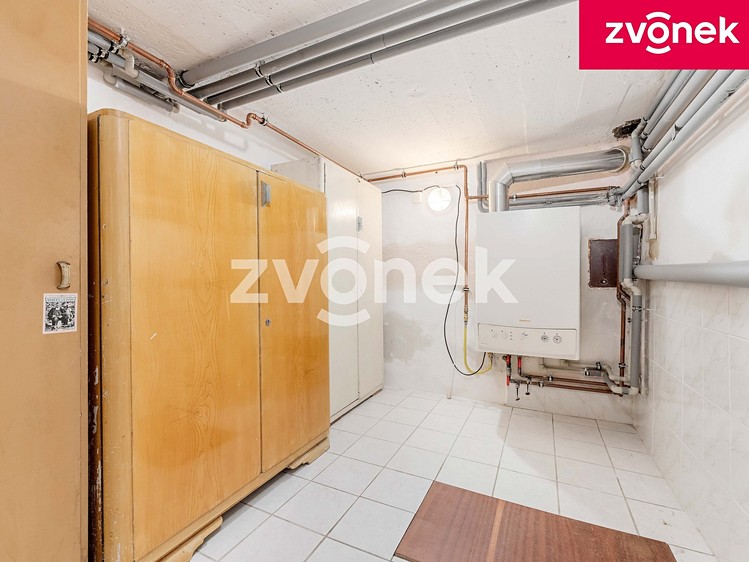 Gewerbefläche zum Kauf, 216 m² (33 von 39)