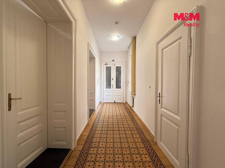 Pronájem komerčního prostoru, 84 m² (6 z 10)