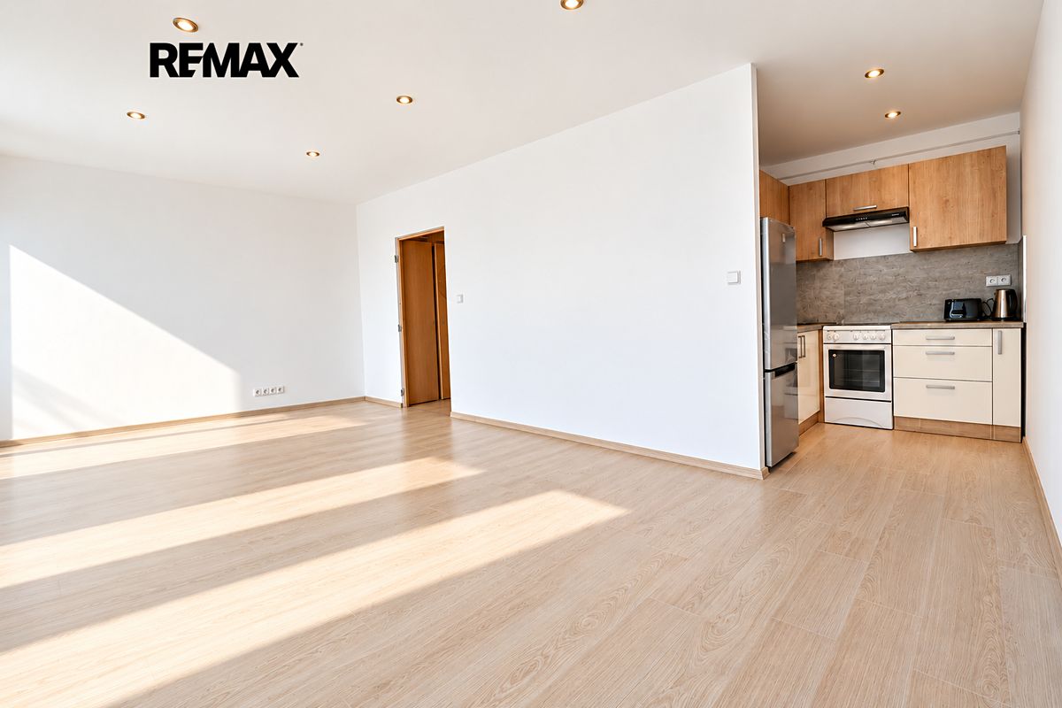 Pronájem bytu 1+kk 34 m²