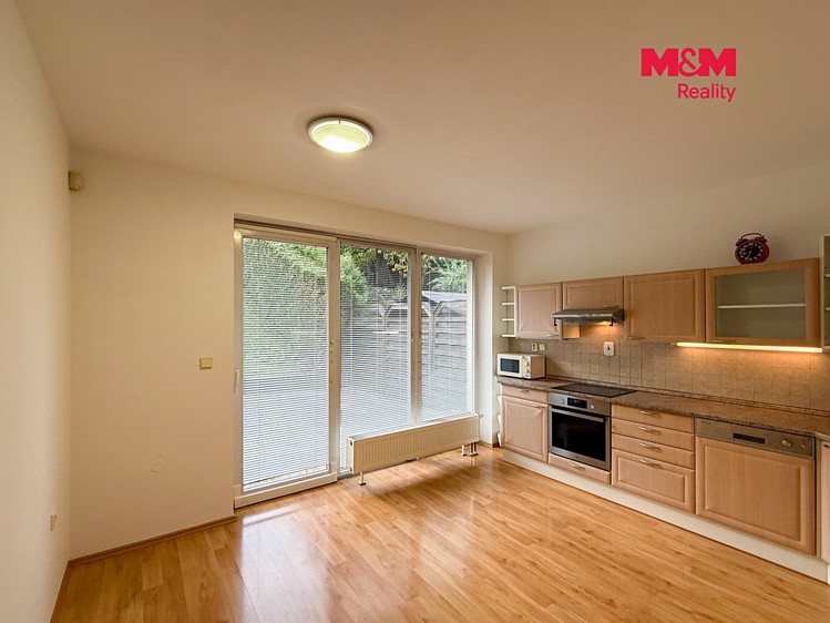 Pronájem domu, 190 m² (18 z 20)