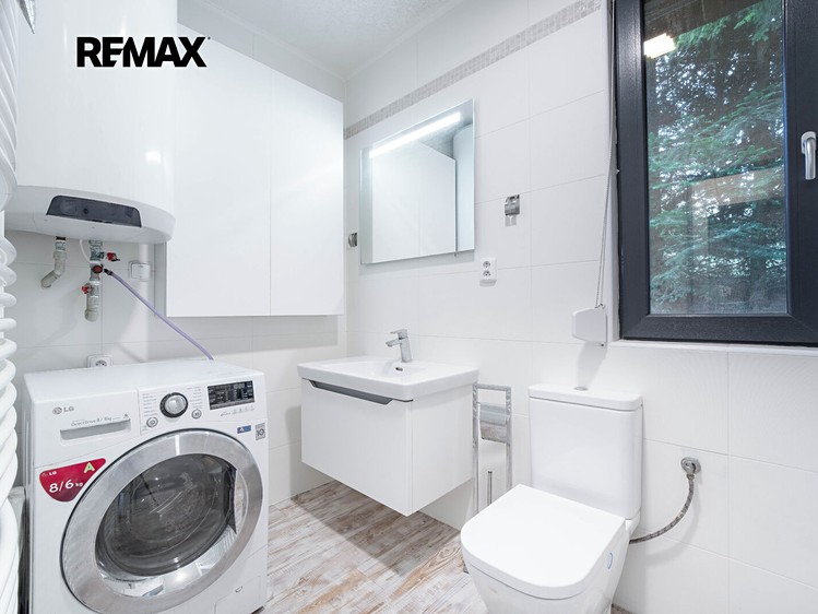 Prodej domu, 60 m² (12 z 23)