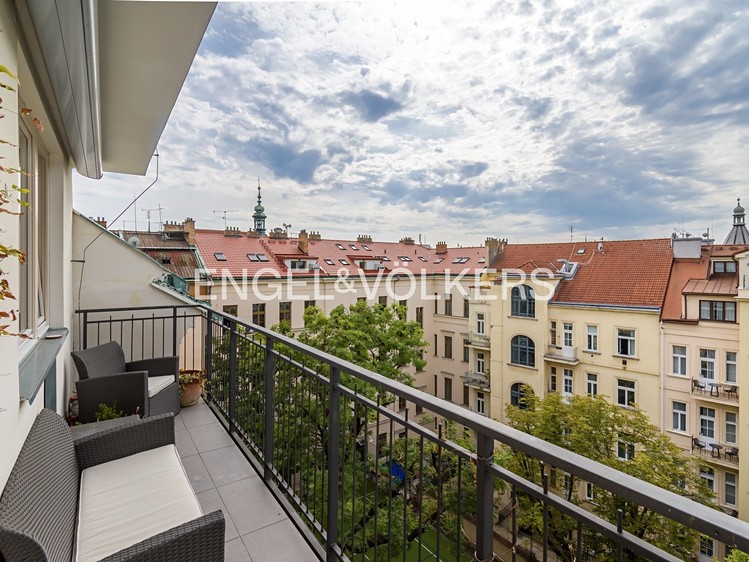 Квартира 4+kk в оренду, 140 м² (3 з 13)