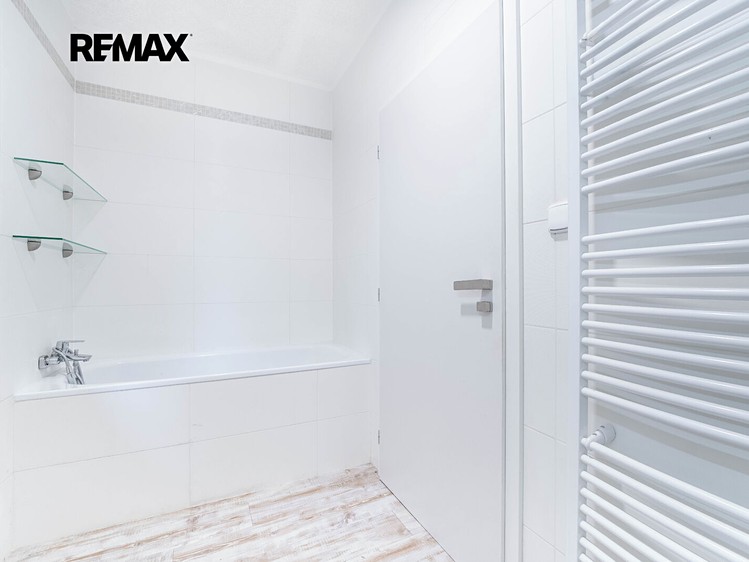 Prodej domu, 60 m² (13 z 23)